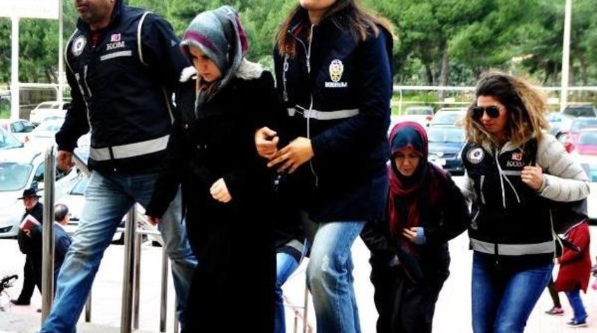 Bodrum'da Fet&ouml;'den 4 Kişi Daha Adliyede