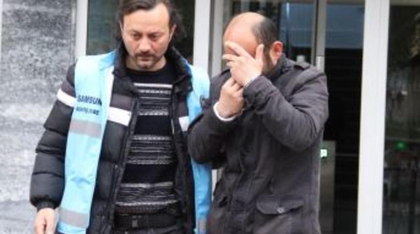 Teşhircilik İddiasına G&ouml;zaltı