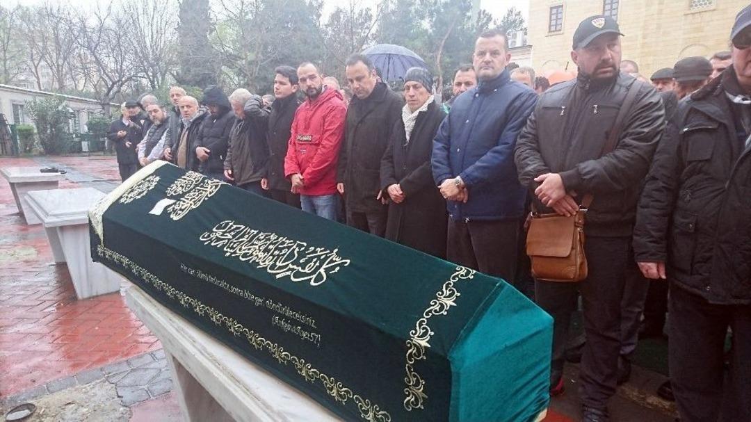 Camideki Tente Faciasında Ağır Yaralanan &Ouml;ğretmen, Hayatını Kaybetti