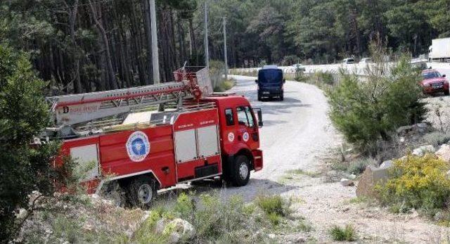 Antalya'da Korkutan Orman Yangını