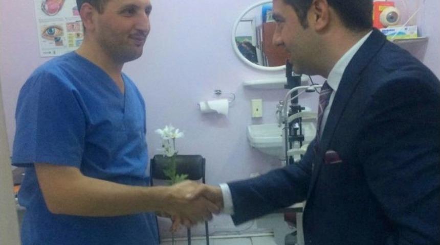 Halkla İlişkiler &Ouml;ğrencileri Tıp Bayramında Sağlık &Ccedil;alışanlarını Unutmadı