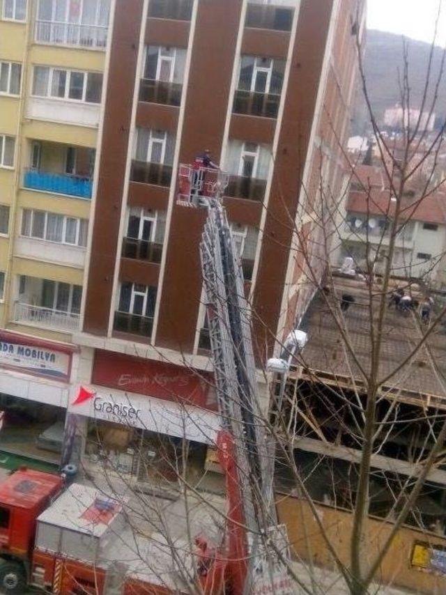 İtfaiye Ekipleri Güvercini Kurtarmak İçin Seferber Oldu