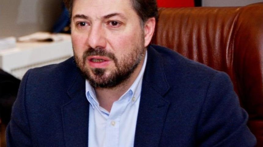 Cumhurbaşkanı Erdoğan&rsquo;ın Afişlerine &Ccedil;irkin Saldırı