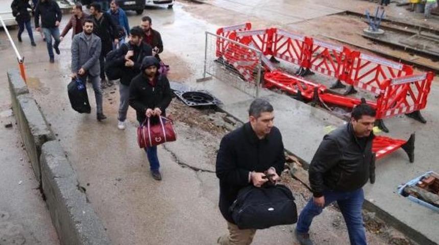 Kocaeli'de Fet&ouml; Ş&uuml;phelisi 7 Kişi Adliyeye Sevk Edildi