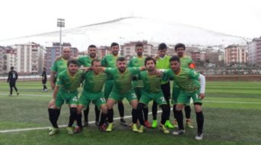 Adıyaman Belediye İşitme Engelliler Futbol Takımı: 4- Batman İşitme Engelliler Futbol Takımı: 2