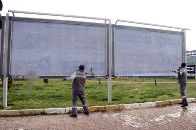 Şanlıurfa’Da, Nevruz Afişleri Toplatıldı