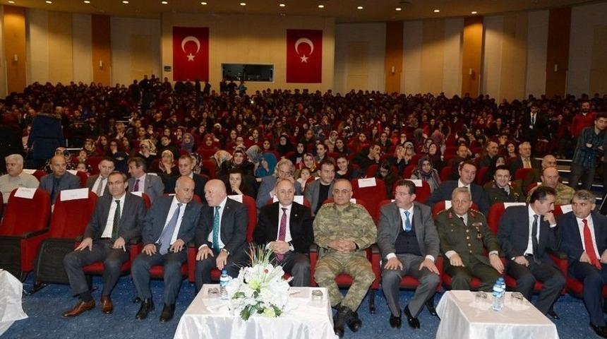 İstiklal Marşı&rsquo;nın Kabul&uuml; Ve Mehmet Akif Ersoy&rsquo;u Anma Programı