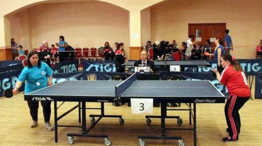&Ouml;zel Sporcular T&uuml;rkiye Masa Tenisi Şampiyonası Başladı