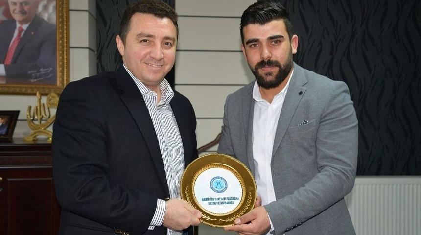 Dodurgalılar Derneğinin Yeni Y&ouml;neticileri Başkan Bakıcı&rsquo;yı Ziyaret Etti