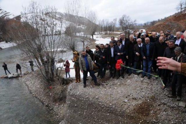 Munzur'da Yapılması Planan Hes Ve Barajlar Protesto Edildi