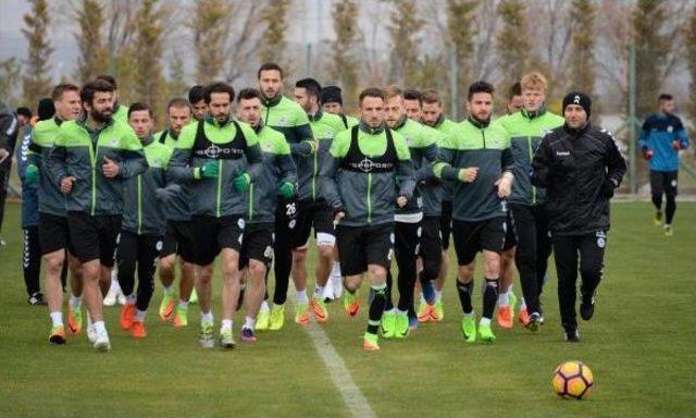 Atiker Konyaspor, Fenerbahçe Maçı Hazırlıklarına Başladı