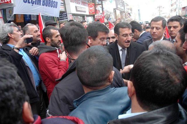 Bakanlar Van’da Ak Parti Seçim Bürosu Açılışına Katıldı