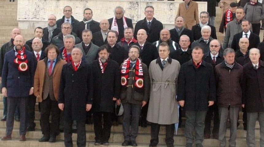 Gen&ccedil;lerbirliği 94&rsquo;&uuml;nc&uuml; Yaş G&uuml;n&uuml;n&uuml; Kutladı