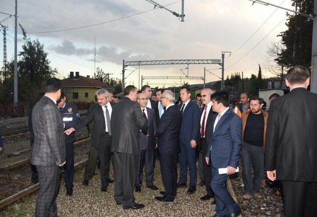 Bakan Elvan, Kaza Yerinde İnceleme Yaptı