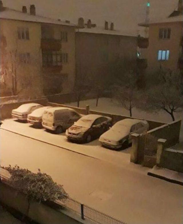 Erzincan’da Kar Yağışı