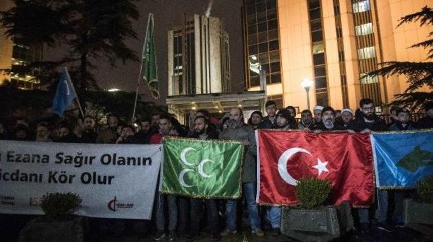 İsrail Konsolosluğu &Ouml;n&uuml;nde Ezan Protestosu
