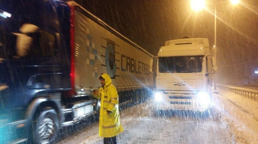 &Ccedil;orum-samsun Karayolu Trafiğe Kapandı