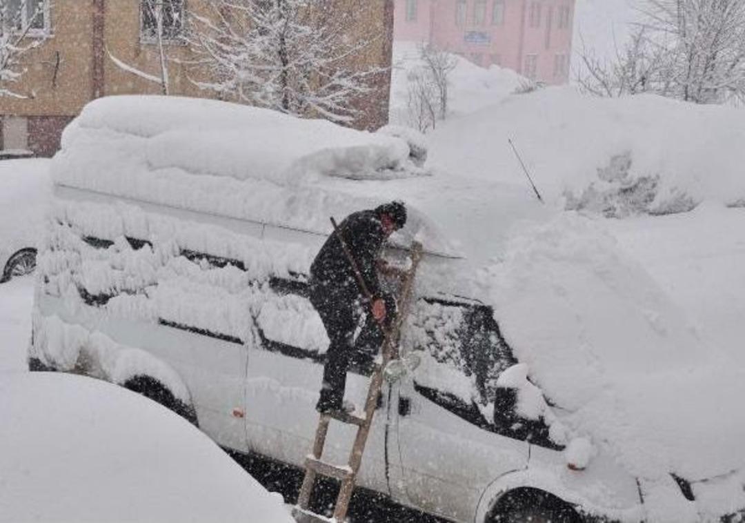 Kar Yağışı Bitlis&rsquo;Te Etkili Oldu