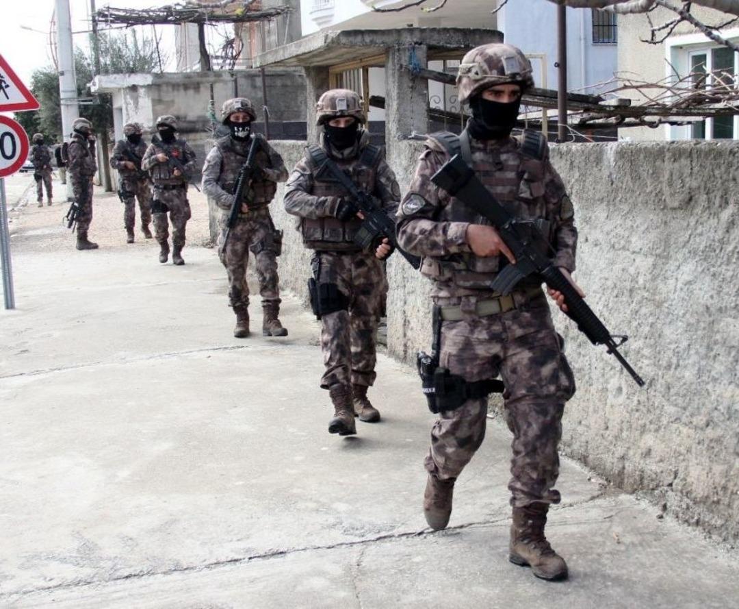 Nevruz &Ouml;ncesi Adana Polisinden Dev Operasyon