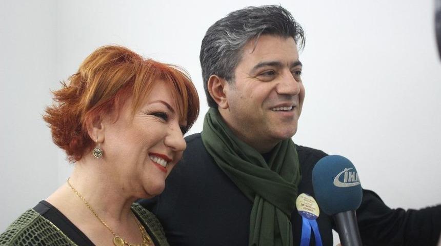 Doktor &Ccedil;iftten Tıp Bayramı&rsquo;na &Ouml;zel &lsquo;doktor Civanım&rsquo; Konseri