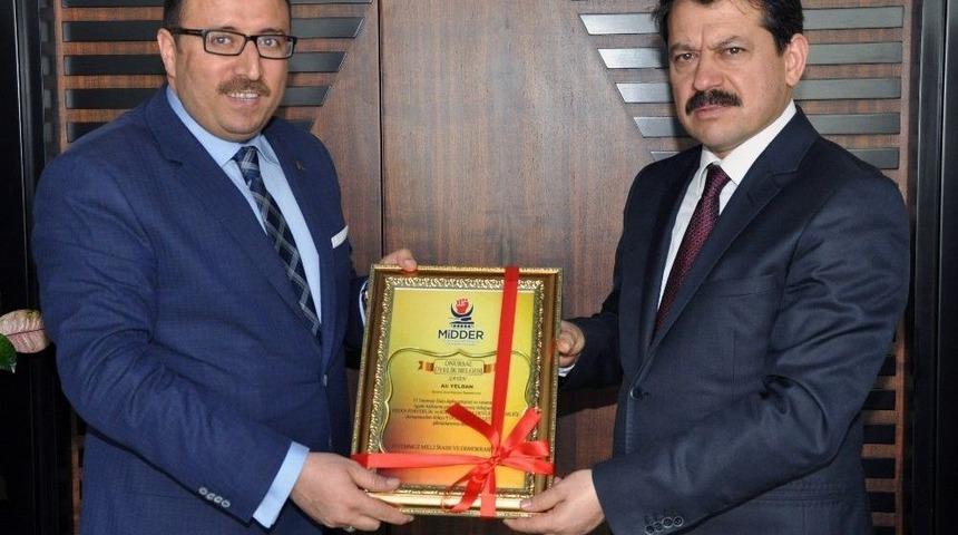 Milli İrade Derneği&rsquo;nden Başsavcı Yeldan&rsquo;a Onursal &Uuml;yelik