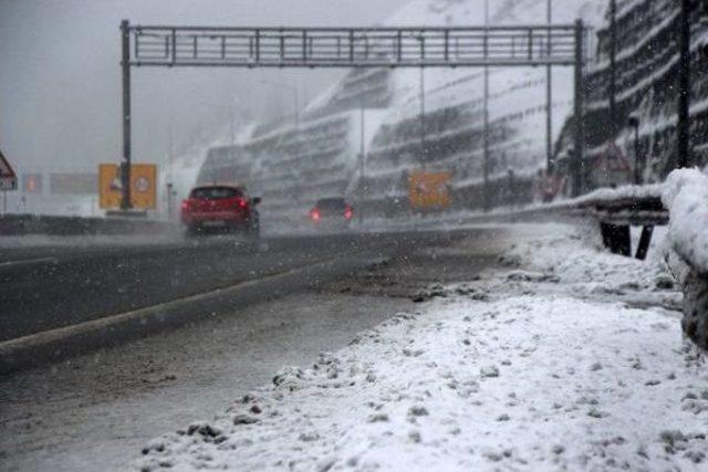 Bolu Dağı'nda 15 Santim Kar