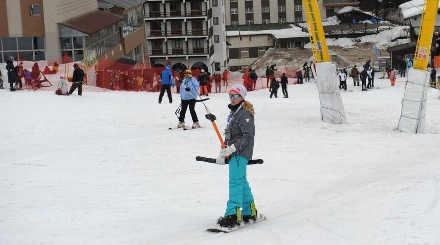 Uludağ&rsquo;da Kar Kalınlığı 1 Metreye Ulaştı