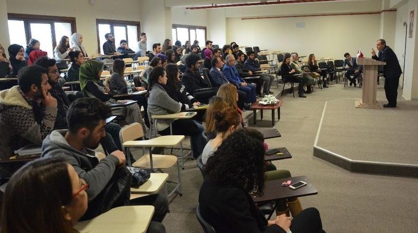 Rumeli &Uuml;niversitesinde Mehmet Akif Ersoy Anıldı