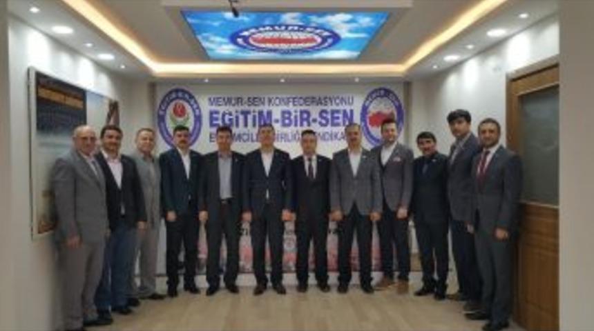 Eğitim-bir-sen Şehzadeler Y&ouml;netimi Yeniden Oluşturuldu