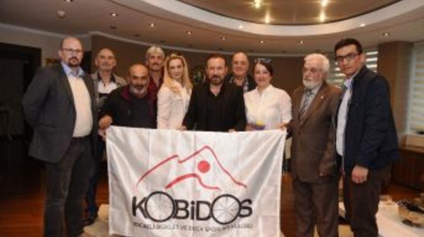 Başkan Doğan, Kobidos Kul&uuml;b&uuml;n&uuml; Makamında Ağırladı