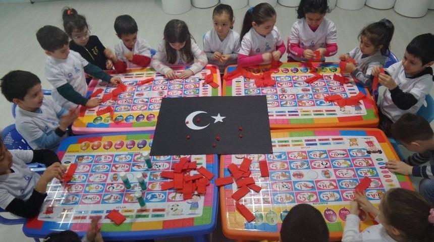 Anaokulu &Uuml;niversitesi&rsquo;nde Mehmet Akif Ersoy Anlatıldı