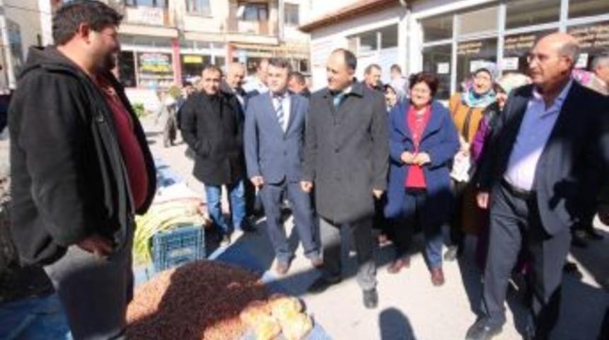 Başkan &Ouml;zaltun, Pazarcı Esnafıyla Buluştu