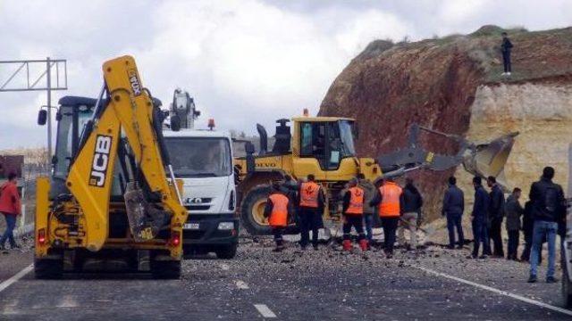 Mardin- Diyarbakır Yolunda Pkk'dan Bombalı Tuzak; 2 Şehit (2)