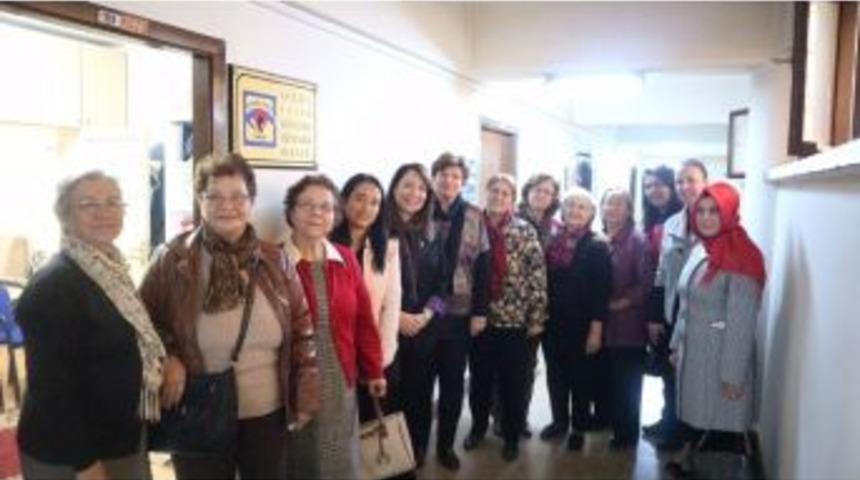 Ak Parti&rsquo;den Kanserle M&uuml;cadeleye Destek Ziyareti