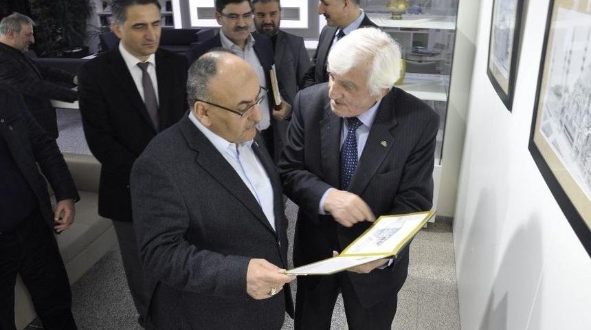 "grav&uuml;rlerle T&uuml;rkiye" Sergisi &Uuml;mraniye Belediyesi K&uuml;lt&uuml;r Ve Sanat Merkezinde