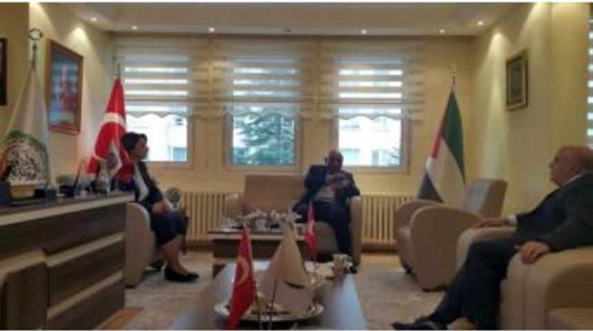 B&uuml;y&uuml;kel&ccedil;i Tshidimba&rsquo;dan Sankon&rsquo;a Ziyaret