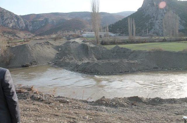 Yeşilırmak Üzerine Köprü Yapılacak