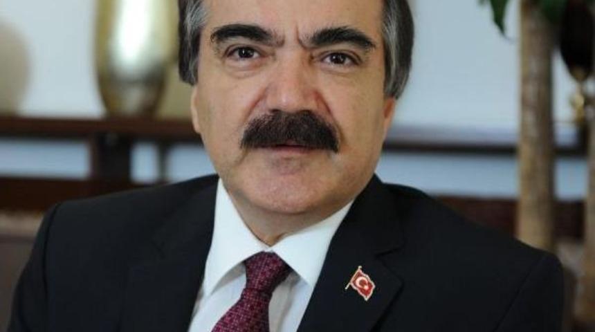 Chp'li Y&uuml;ksel'e Vali Coş'a Hakaretten 2 Bin 500 Lira Tazminat Cezası