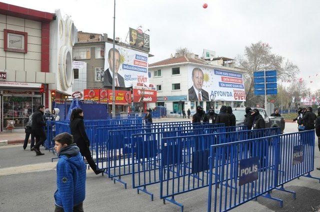 Afyonkarahisar Cumhurbaşkanı Erdoğan’ı Bekliyor