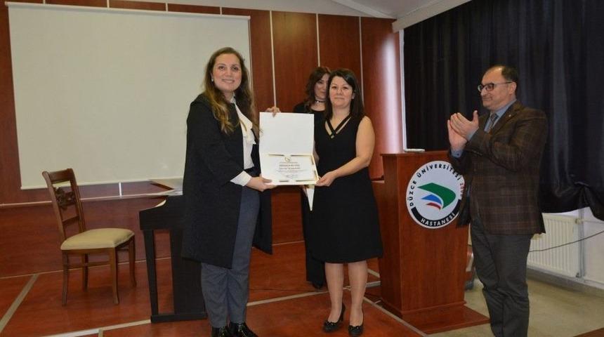 D&uuml;zce &Uuml;niversitesi Hastanesinde Tıp Bayramı Kutlandı
