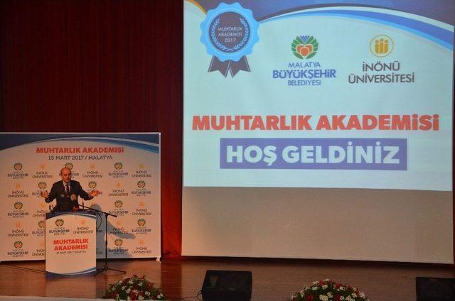 Başbakan Yardımcısı Kurtulmuş, Muhtarlar Akademisi’nde İlk Dersi Verdi