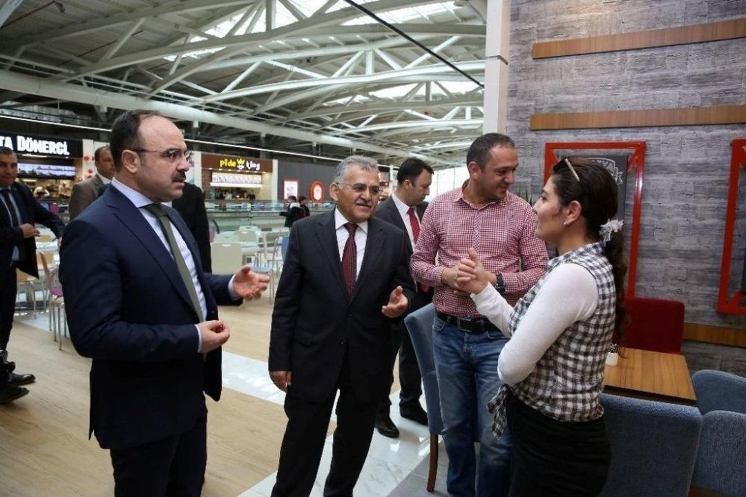 Başkan B&uuml;y&uuml;kkılı&ccedil; İldem Esnafını Ziyaret Etti