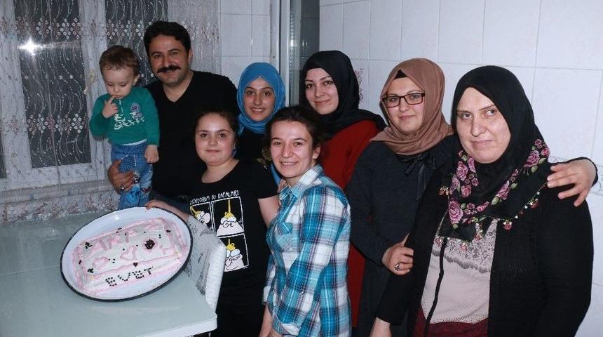 Başkan Kalın&rsquo;a &rsquo;evet&rsquo; Yazılı Pasta S&uuml;rprizi