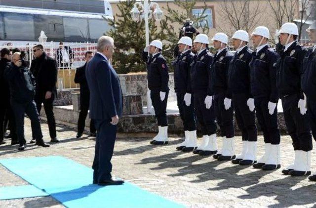 Başbakan  Yıldırım Ardahan'da