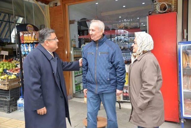 Başkan Yağcı Çarşı Esnafını Gezerek Sorunlarını Dinledi