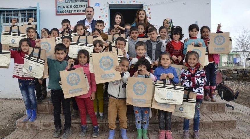 Diski, İlkokullarda &Ccedil;ocuklarla Buluşuyor