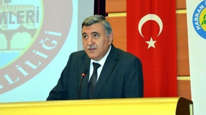 Harran &Uuml;niversitesinde Gen&ccedil;lerle Enine Boyuna