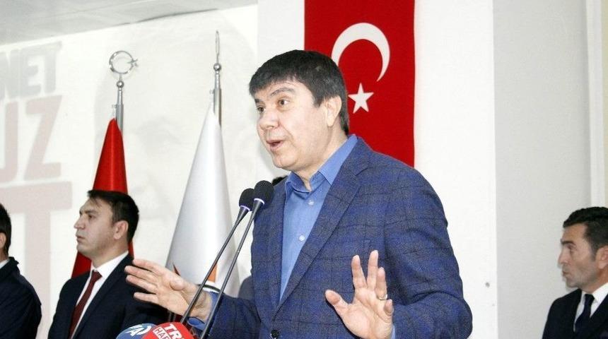 Başkan T&uuml;rel: "bunlar, Nikah Masasında Nasıl &lsquo;evet&rsquo; Demişler Hayret Ediyorum"