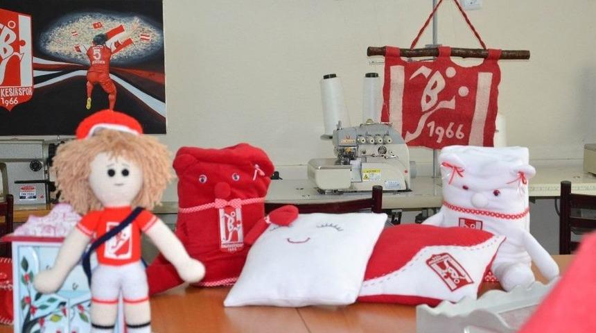 H&uuml;nerli Eller Balıkesirspor İ&ccedil;in &Ccedil;alıştı