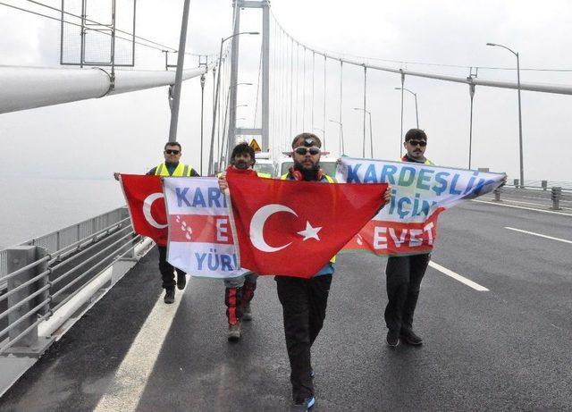 Kardeşliğe ’evet’ İçin Osmangazi Köprüsünden Yürüyerek Geçtiler